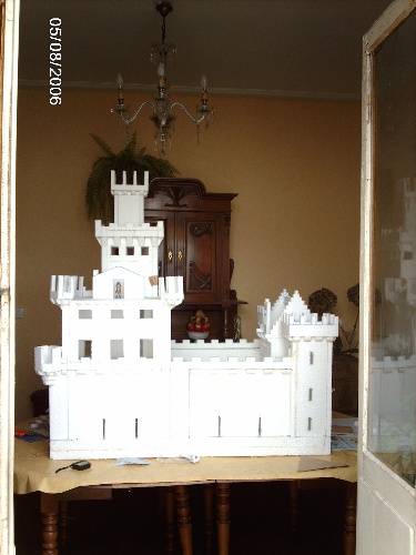 Structure principale du château Playmobil avant texturage et peinture